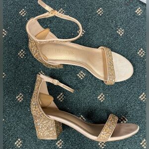 Dream Pairs Glittering Gold Heels